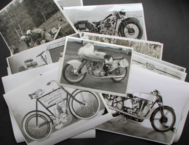 NSU Motorbikes Modelprogram 1930 - 1955 twenty-eight Factoryphotos (10149)